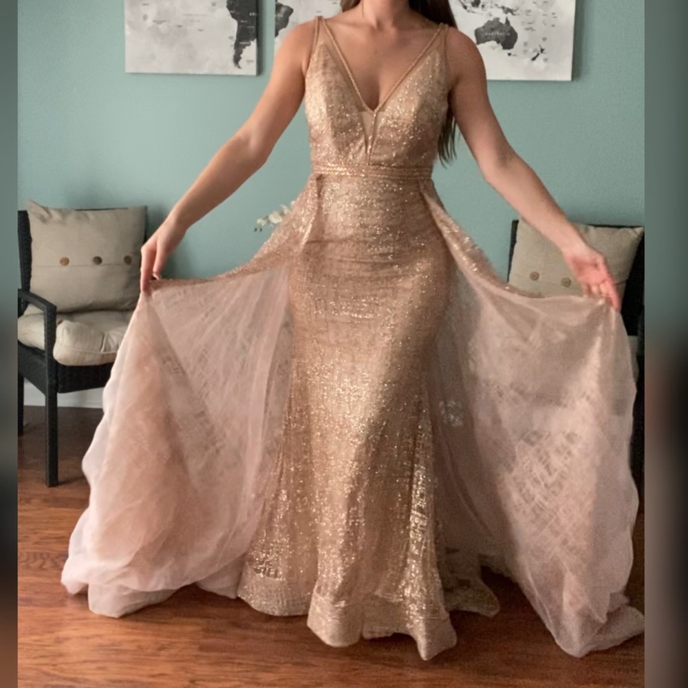 ***SOLD OUT***Jovani formal dress sz 8 - Picture 6 of 7